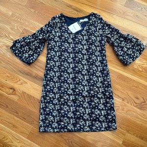 BELONGSCI Women's Summer Dress V-Neck Bell Sleeve Shift Dress Mini Dress Size XS